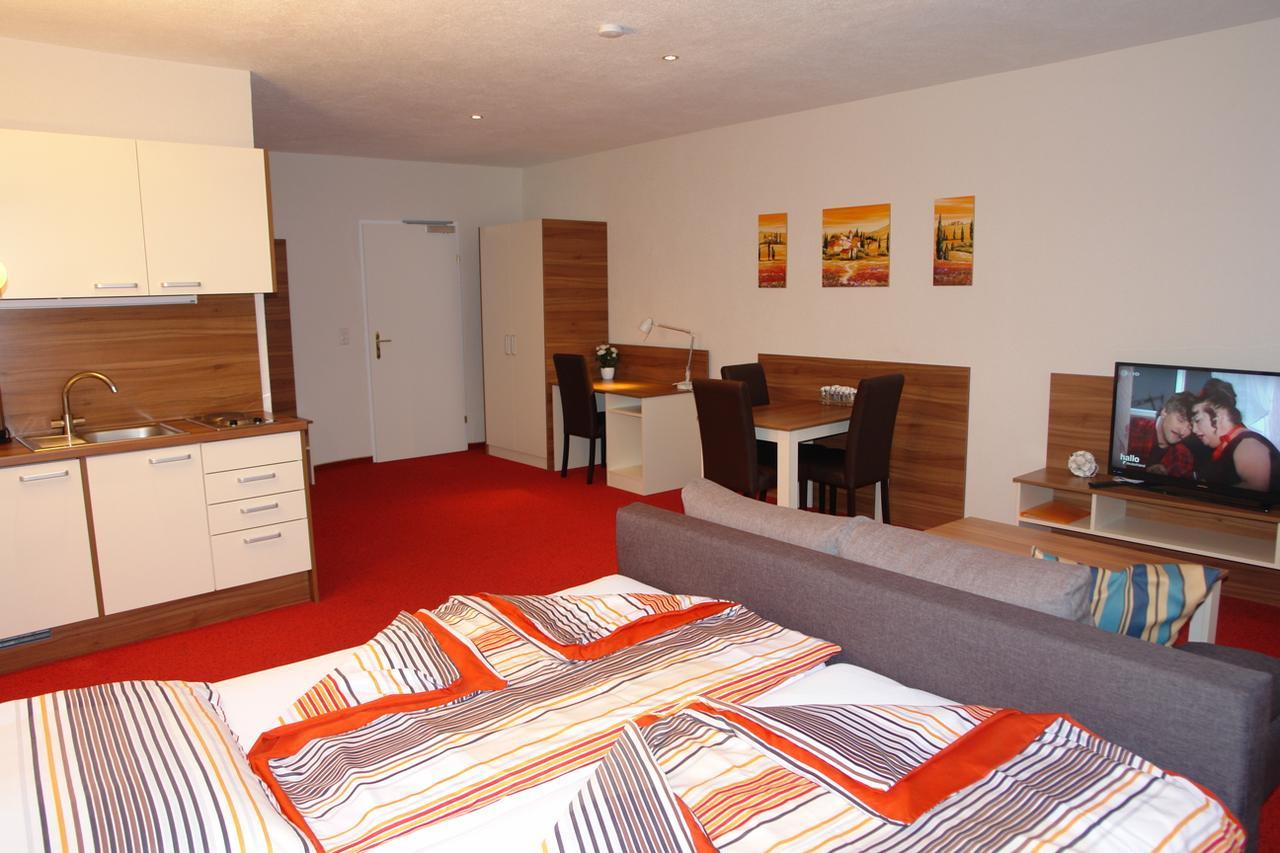 Hotel Garni Daniela Urich Schwanenstadt Esterno foto